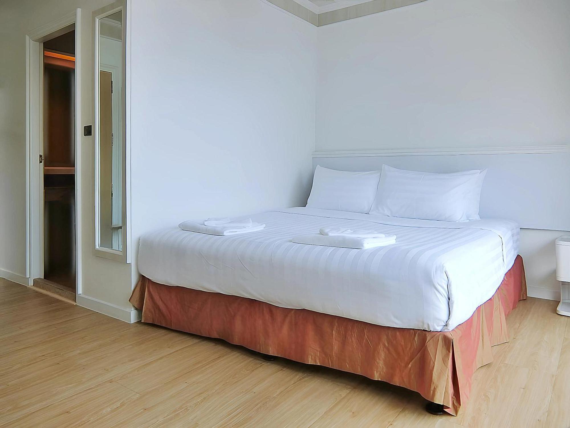 Sira Boutique Residence - Newly Renovated Patong Εξωτερικό φωτογραφία