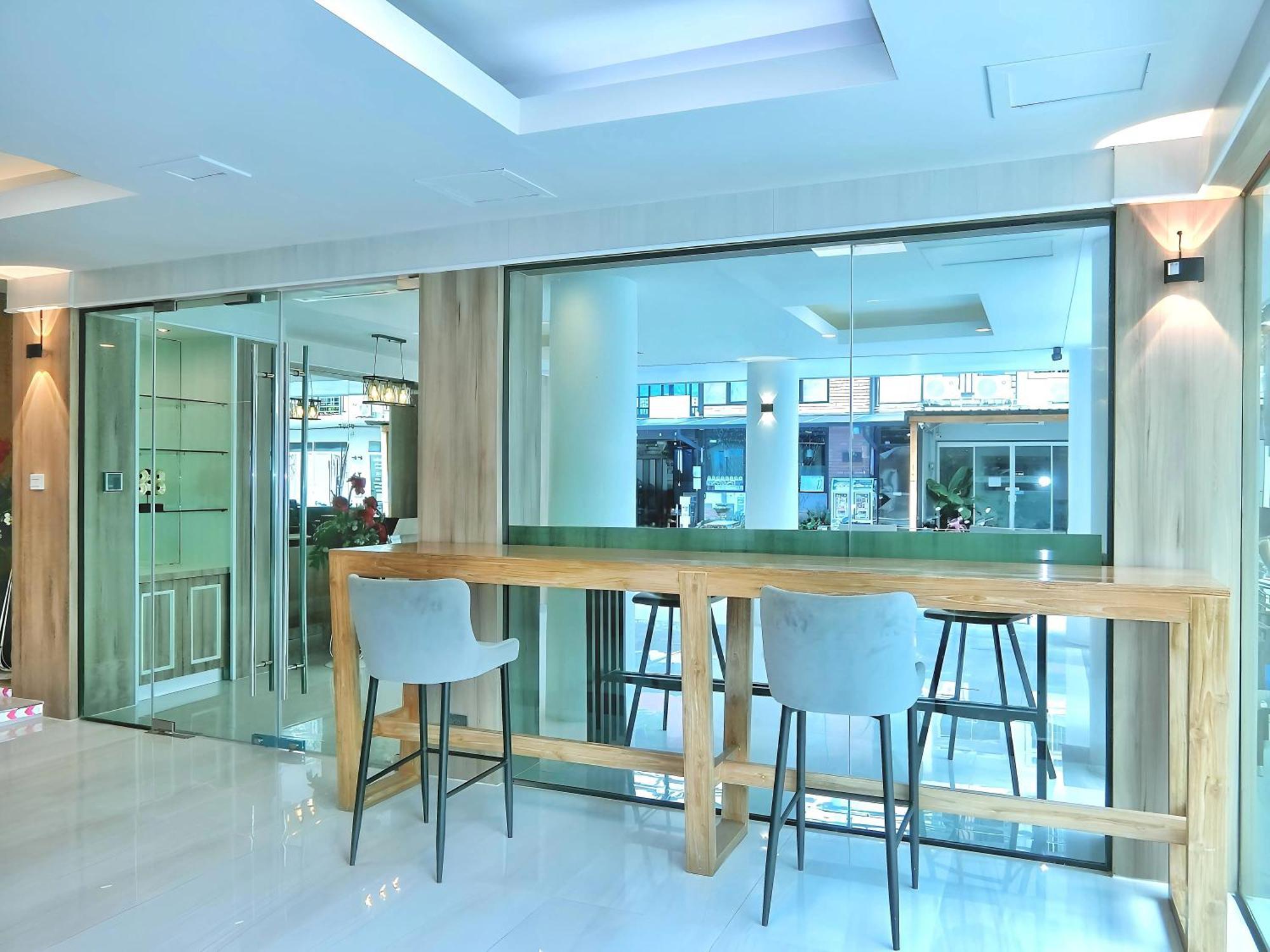 Sira Boutique Residence - Newly Renovated Patong Εξωτερικό φωτογραφία